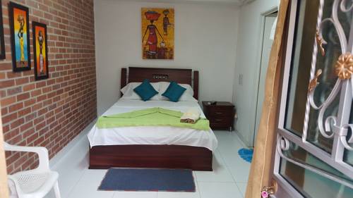 Imagen de la habitación del Hotel El Sol La 27. Foto 3