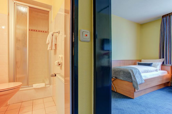 Imagen de la habitación del Hotel Elbinsel. Foto 5