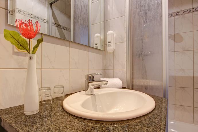 Imagen de la habitación del Hotel Elbinsel. Foto 14