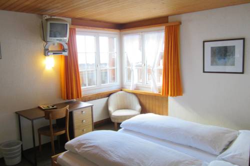 Imagen de la habitación del Hotel Elmer. Foto 5