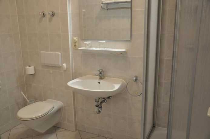 Imagen de la habitación del Hotel Elxleben. Foto 4