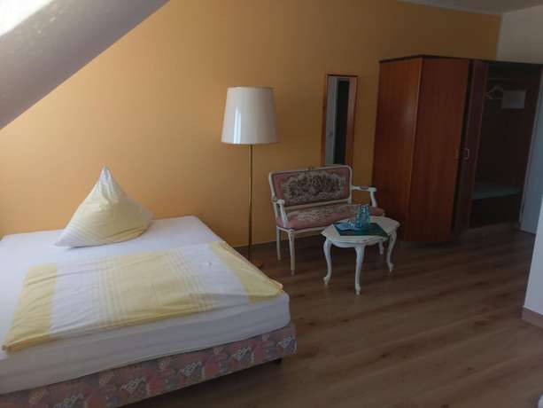 Imagen de la habitación del Hotel Elxleben. Foto 8