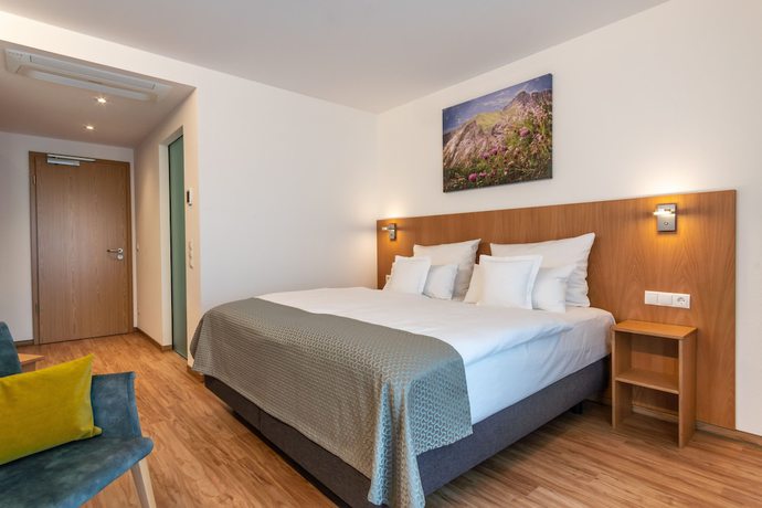 Imagen de la habitación del Hotel Elysee. Foto 2