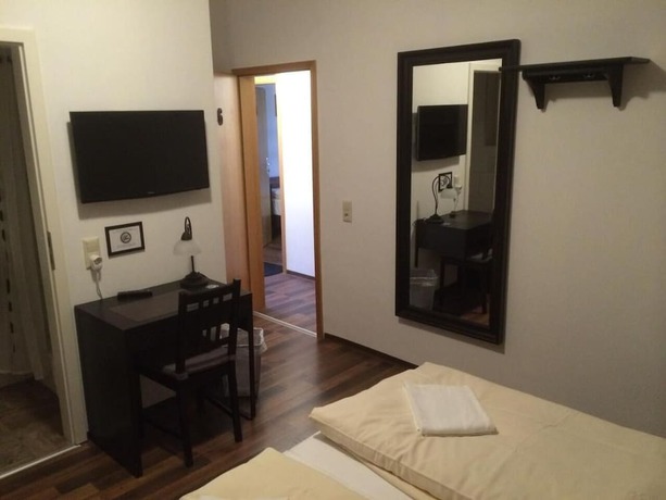 Imagen de la habitación del Hotel Engel. Foto 3