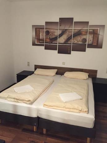 Imagen de la habitación del Hotel Engel. Foto 16