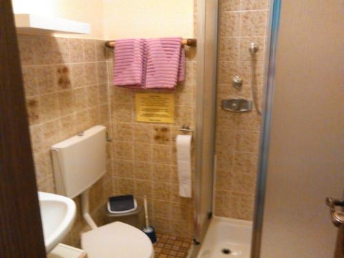 Imagen de la habitación del Hotel Engelbracht. Foto 9