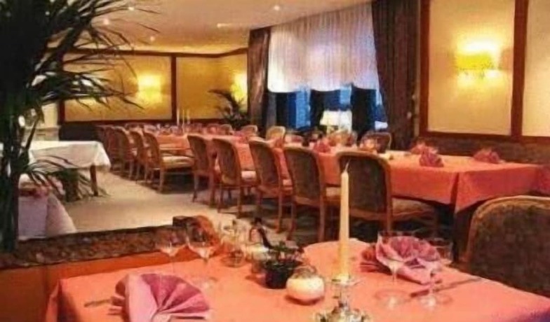 Imagen del bar/restaurante del Hotel Engelskirchen. Foto 6