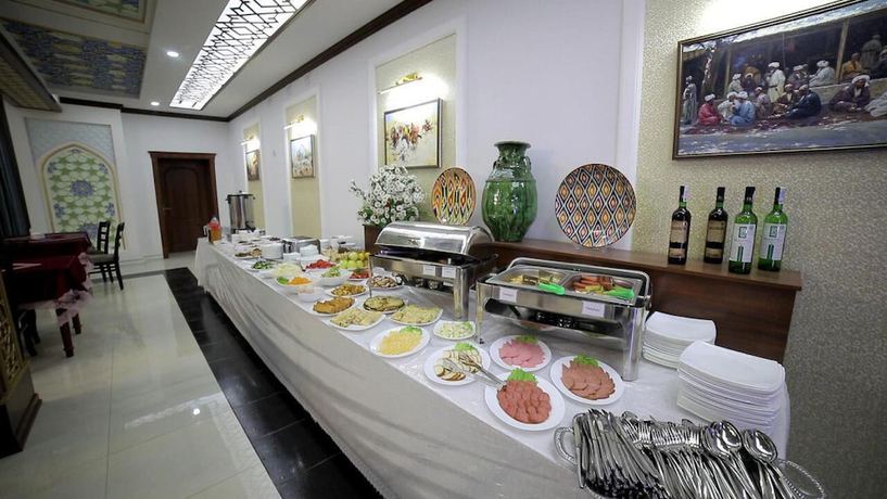 Imagen del bar/restaurante del Hotel Erkin Palace. Foto 4
