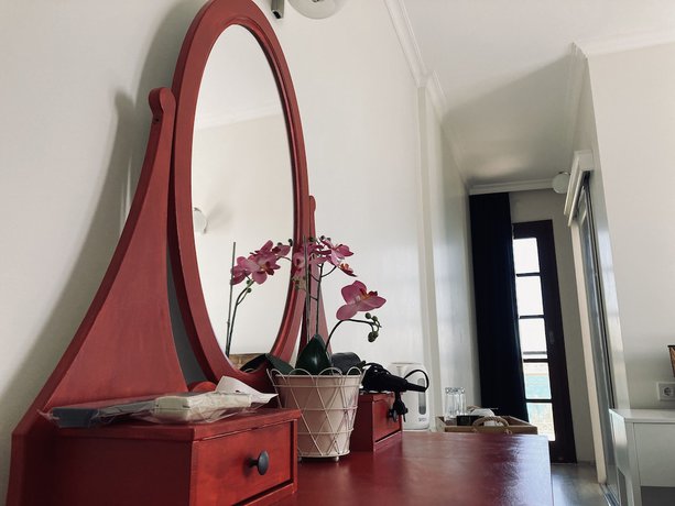 Imagen de la habitación del Hotel Erol. Foto 7