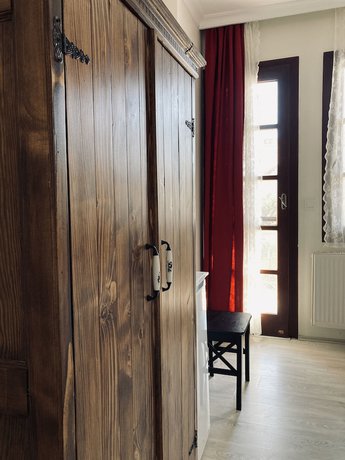 Imagen de la habitación del Hotel Erol. Foto 11