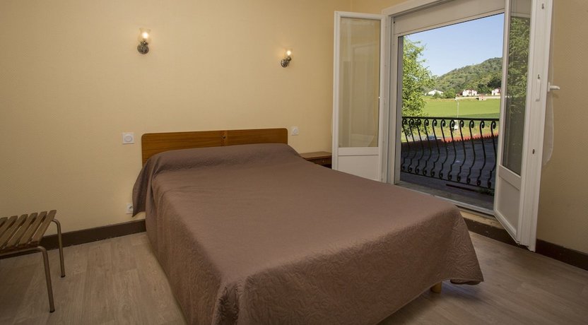 Imagen de la habitación del Hotel Espellet. Foto 5