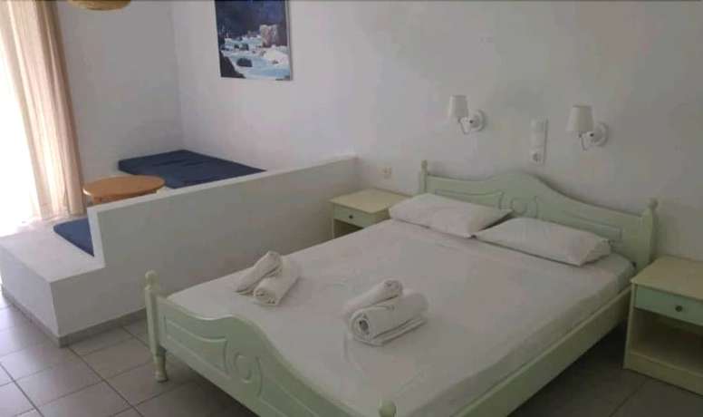 Imagen de la habitación del Hotel Esperos. Foto 9