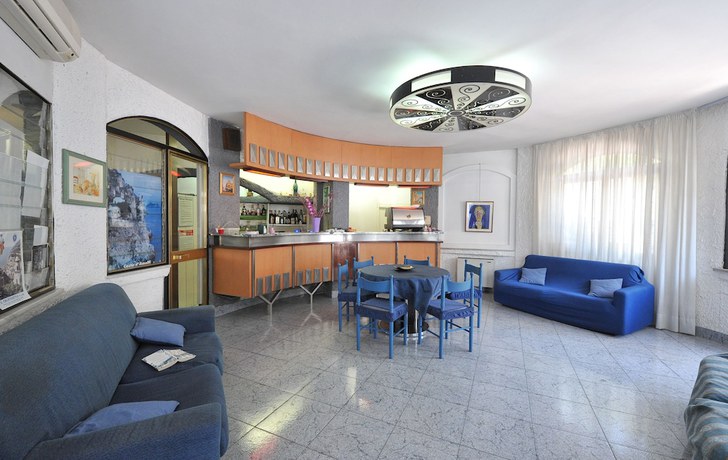 Imagen del bar/restaurante del Hotel Europa, Minori. Foto 3