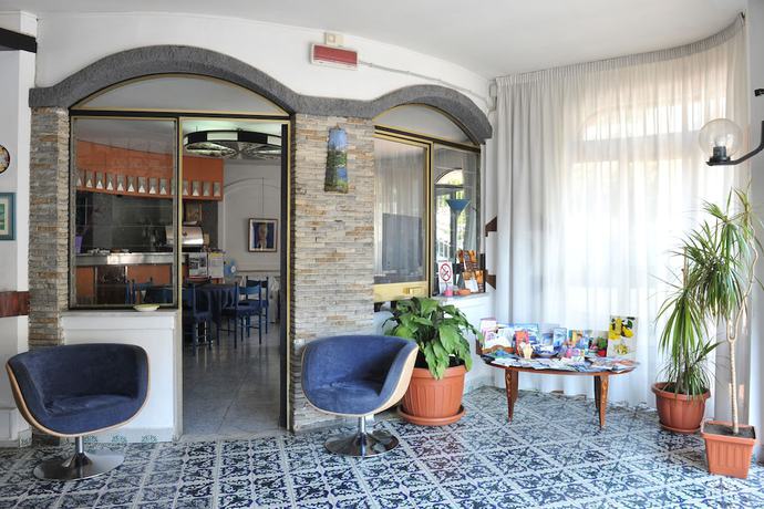 Imagen general del Hotel Europa, Minori. Foto 2