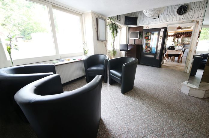 Imagen de los interiores del Hotel Europa Offenbach. Foto 17