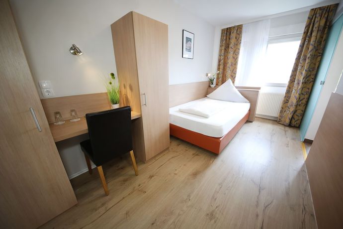 Imagen de la habitación del Hotel Europa Offenbach. Foto 8