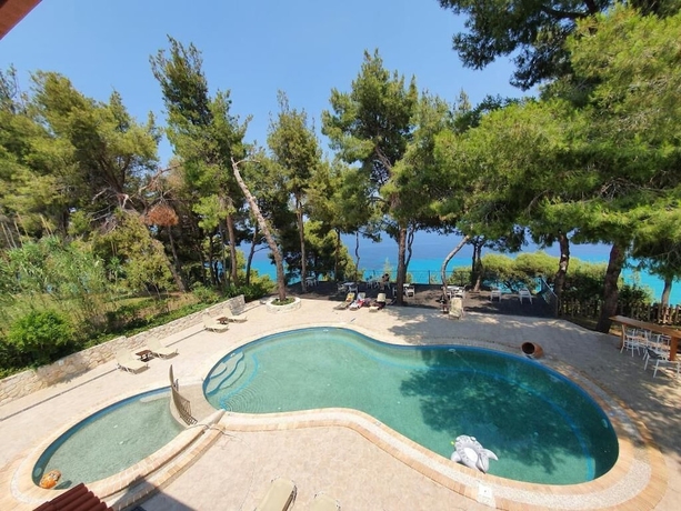 Imagen de la piscina del Hotel Evripidis. Foto 18