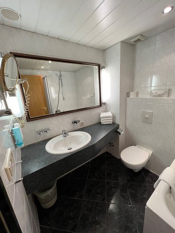 Imagen de la habitación del Hotel Exquisit. Foto 5