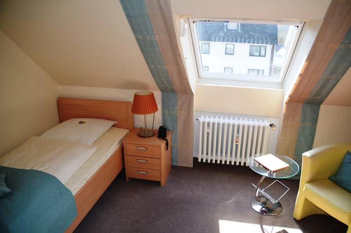 Imagen de la habitación del Hotel Exquisit. Foto 18