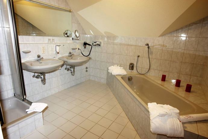 Imagen de la habitación del Hotel Faller. Foto 5