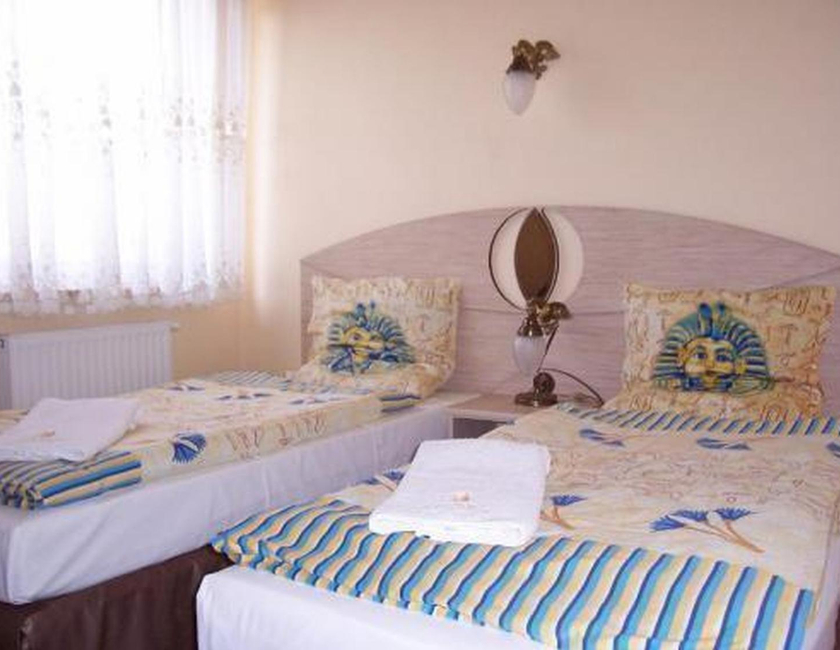 Imagen general del Hotel Faraon. Foto 1