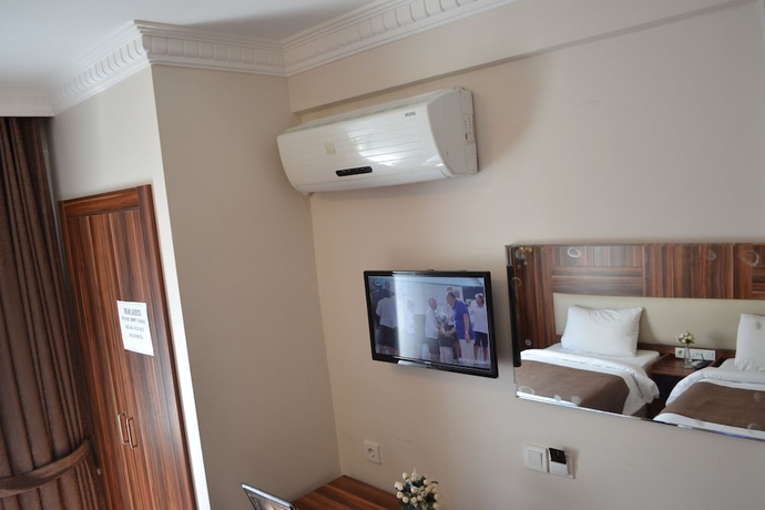 Imagen de la habitación del Hotel Fatih Istanbul. Foto 12