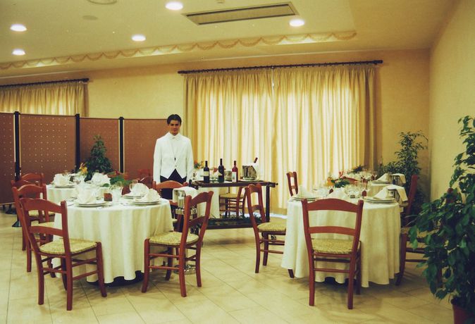 Imagen del bar/restaurante del Hotel Felix, Scalea. Foto 3