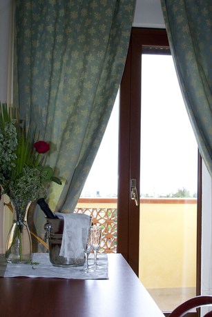 Imagen de la habitación del Hotel Felix, Scalea. Foto 17