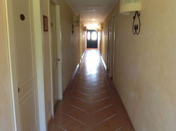 Imagen de los interiores del Hotel Fertilia. Foto 15