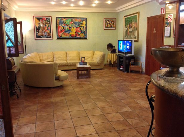 Imagen de los exteriores del Hotel Fertilia. Foto 13