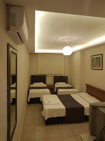Imagen de la habitación del Hotel Feryil Centrum. Foto 4