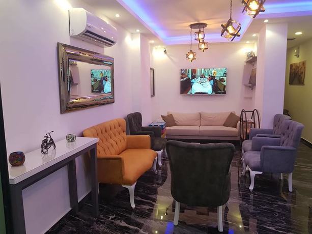 Imagen de los interiores del Hotel Feryil Centrum. Foto 19