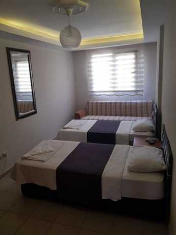 Imagen de la habitación del Hotel Feryil Centrum. Foto 16
