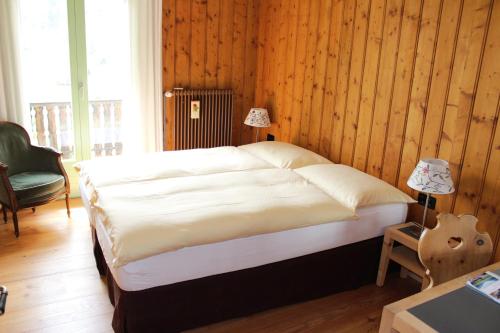 Imagen de la habitación del Hotel Fex. Foto 9
