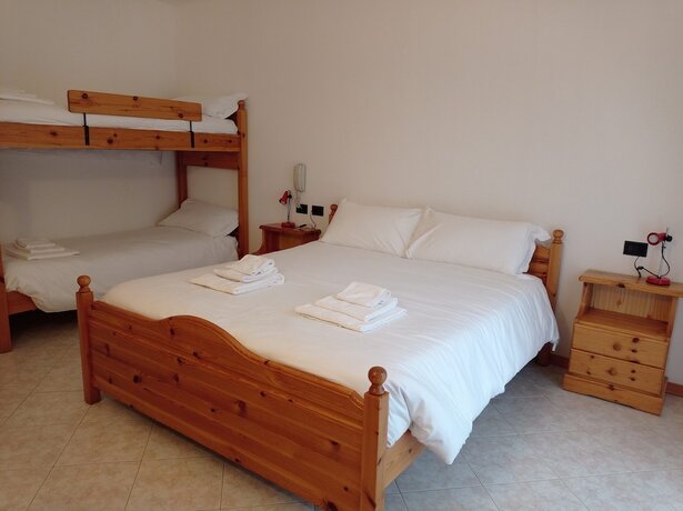 Imagen de la habitación del Hotel Fior di Roccia Valmalenco. Foto 10