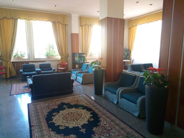 Imagen de los interiores del Hotel Fleming. Foto 20