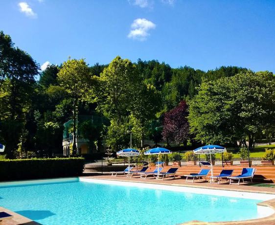 Imagen de la piscina del Hotel Fonte Angelica. Foto 19