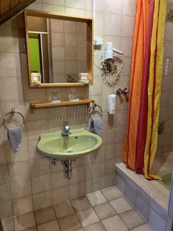 Imagen de la habitación del Hotel Forsthaus, Volkesfeld. Foto 17