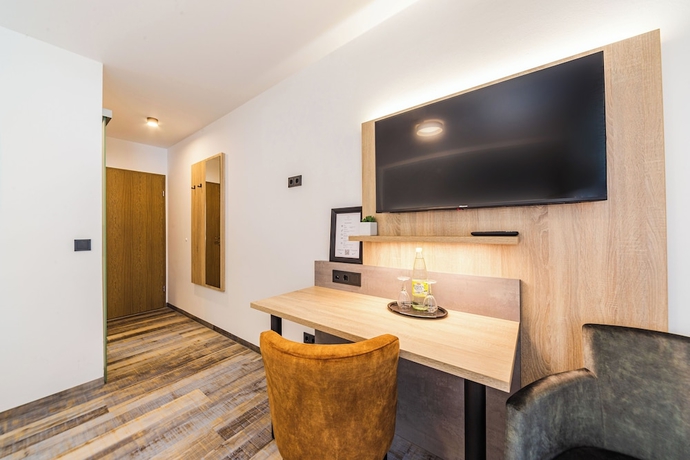 Imagen de la habitación del Hotel Franken. Foto 4