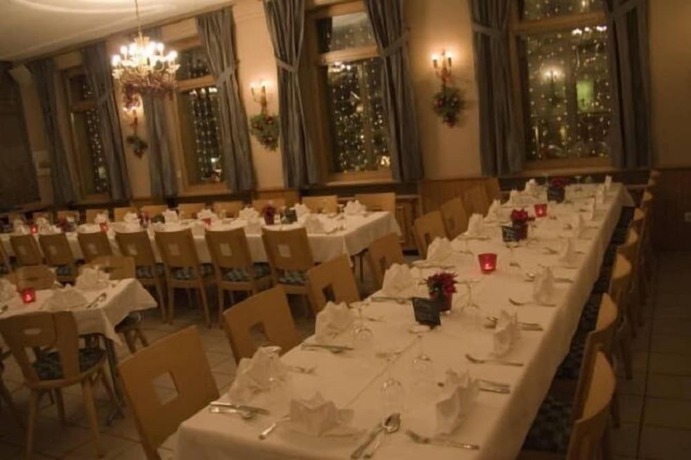 Imagen del bar/restaurante del Hotel Frankfurter Hof. Foto 2