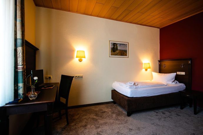 Imagen de la habitación del Hotel Fr&auml;nkischer Hof. Foto 11