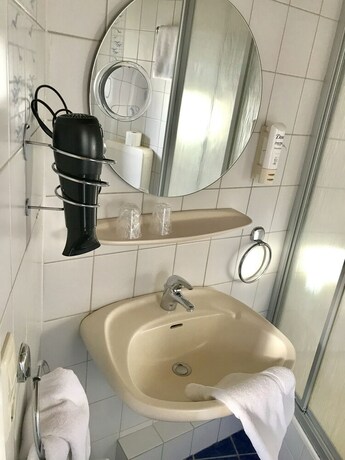 Imagen de la habitación del Hotel Freese. Foto 10