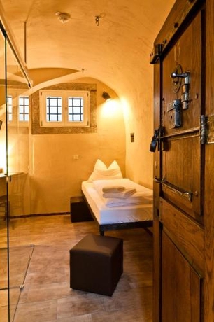 Imagen de la habitación del Hotel Fronfeste. Foto 6