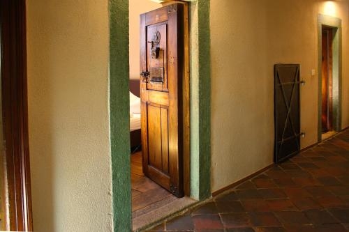 Imagen general del Hotel Fronfeste. Foto 4