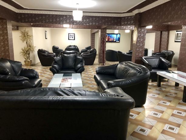 Imagen de los interiores del Hotel Fuat. Foto 16