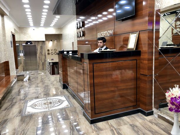 Imagen de los interiores del Hotel Fuat. Foto 20