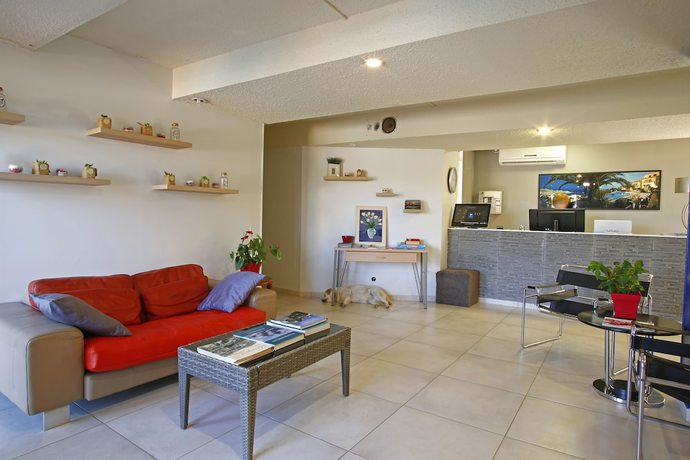 Imagen de los interiores del Hotel Funtana Marina. Foto 18