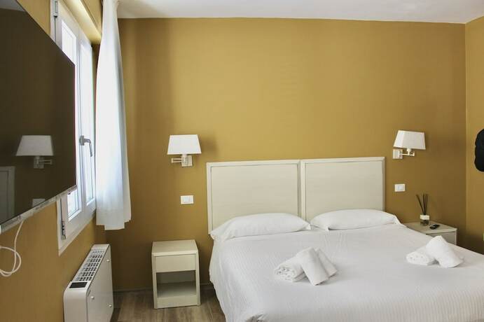Imagen de la habitación del Hotel Gabbani. Foto 11