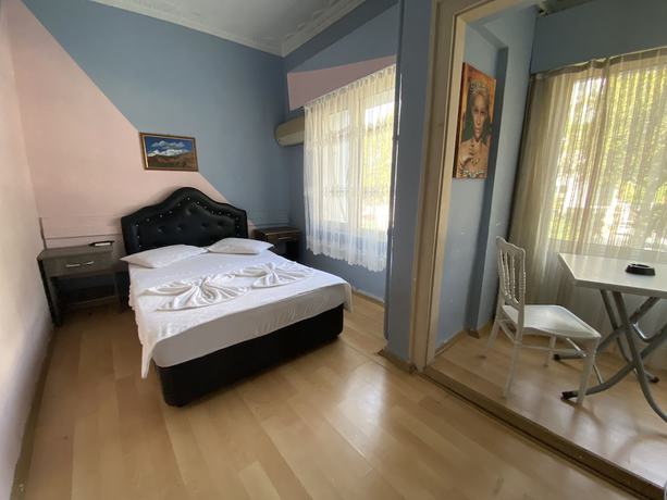 Imagen de la habitación del Hotel Gar. Foto 8