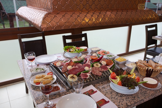 Imagen del bar/restaurante del Hotel Garden Silivri. Foto 4